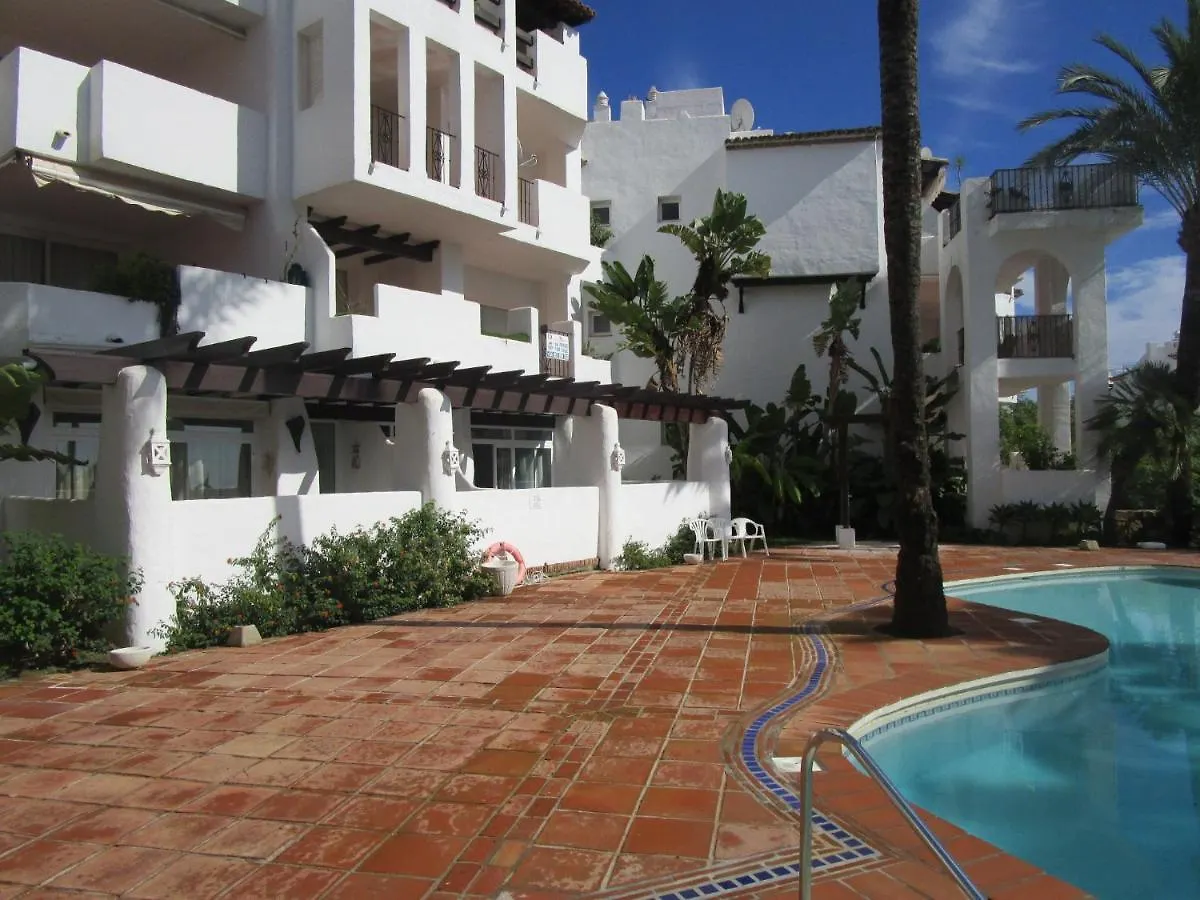2155-Nice Groundfloor With Pool View Manilva